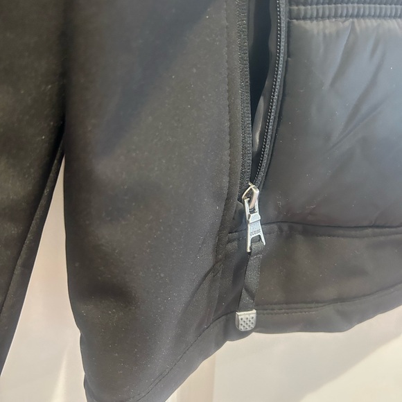 Men’s Guess puffer jacket - Picture 3 of 5